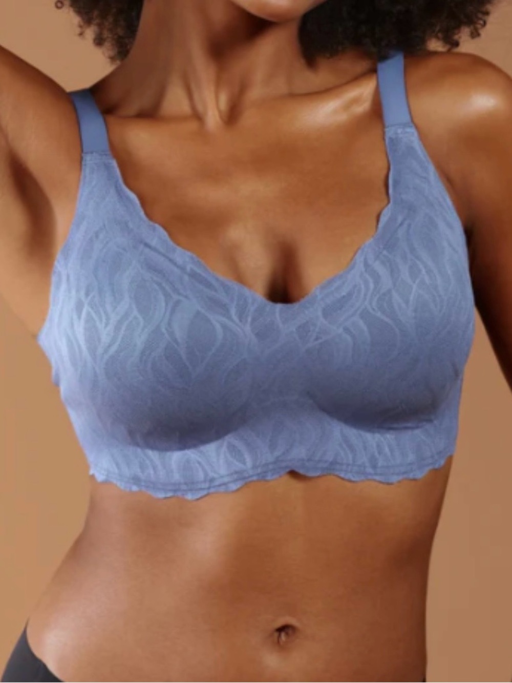 Comfelie Classic Stretch Lace Wireless Seamless V-Neck Bra